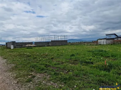 700 mp intravilan, recomandat investitie/ constructie, Sacele -  Izvor, Brasov. - Brasov