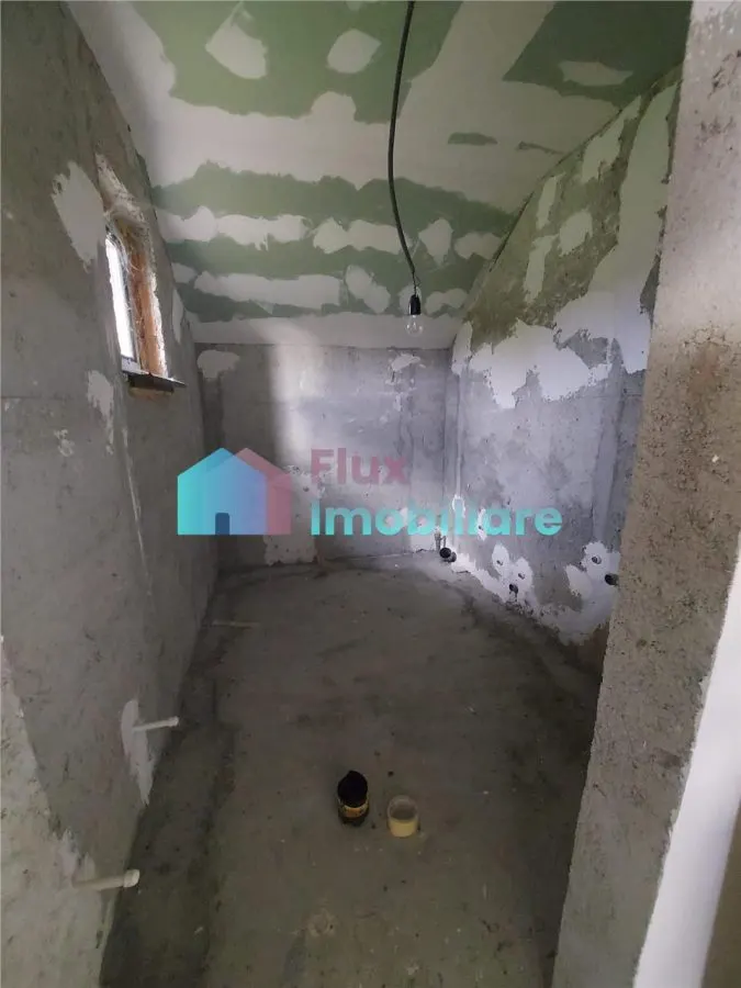 Casa cu 8450 mp teren in Solca - foto 24