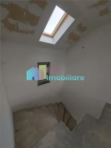 Casa cu 8450 mp teren in Solca - foto 10
