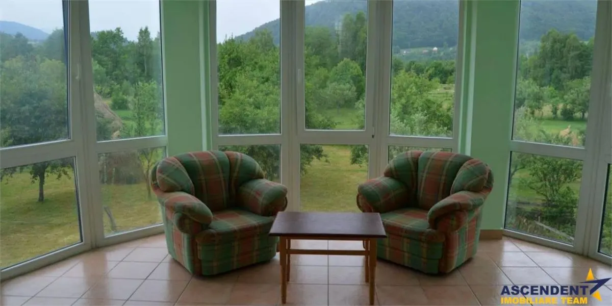 Hotel cu piscina, sauna si spatii speciale & Transfer Business, Bran, Brasov - foto 2
