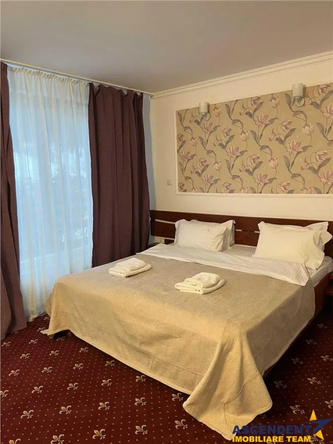 Pensiune eleganta, cu 12 camere, P+2E+M, Predeal, Brasov - foto 2