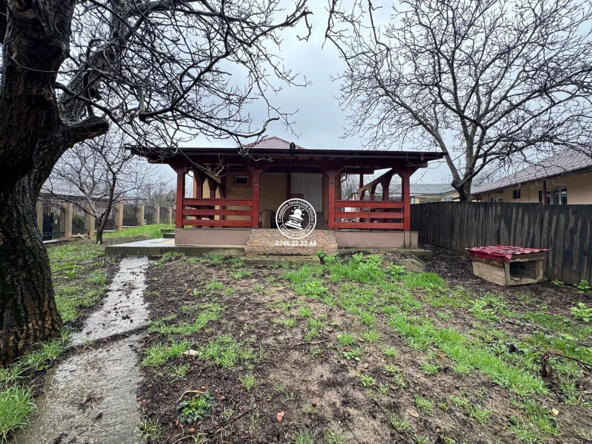 Casa de vanzare, la 2 km de Primaria Tomesti - foto 15