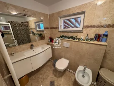 Casa de vanzare, la 2 km de Primaria Tomesti - foto 9