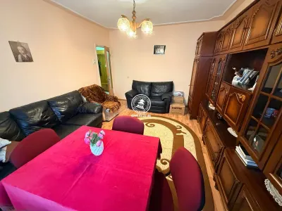 4 camere decomandat Dacia - Iasi