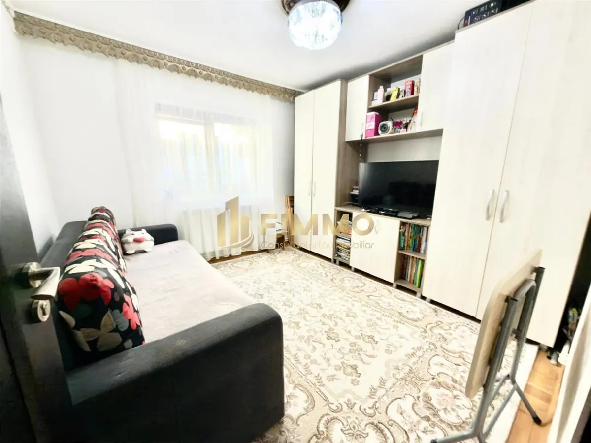 Apartament 3 camere | 2 bai | 68 mp | Zamca | ID : 1662 - foto 1