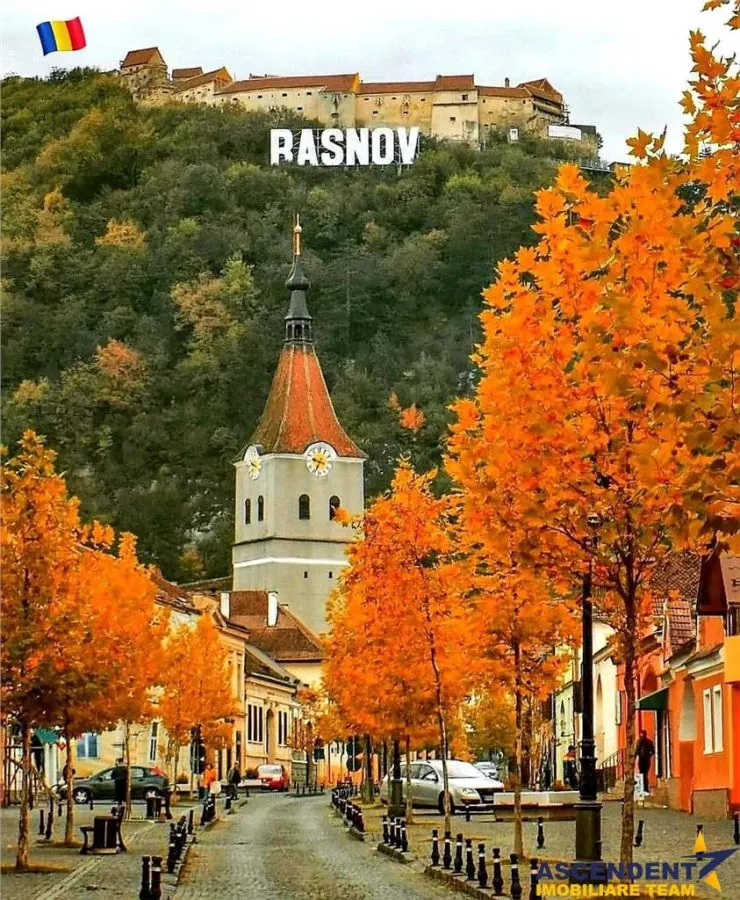 Pensiune cocheta, la poalele emblematicei Cetatii Rasnov, Brasov - foto 1