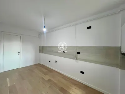 Apartament 2 camere decomandat, centru - foto 7
