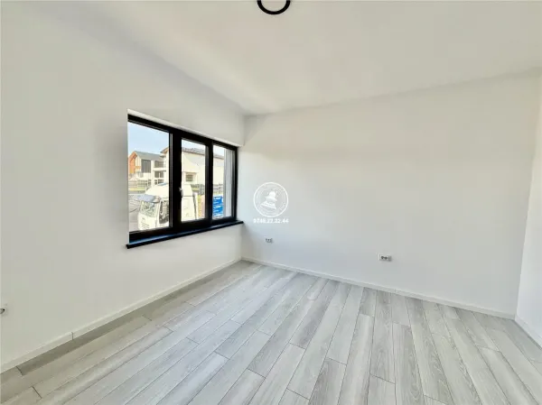 Casă 4 camere Miroslava - poza 14