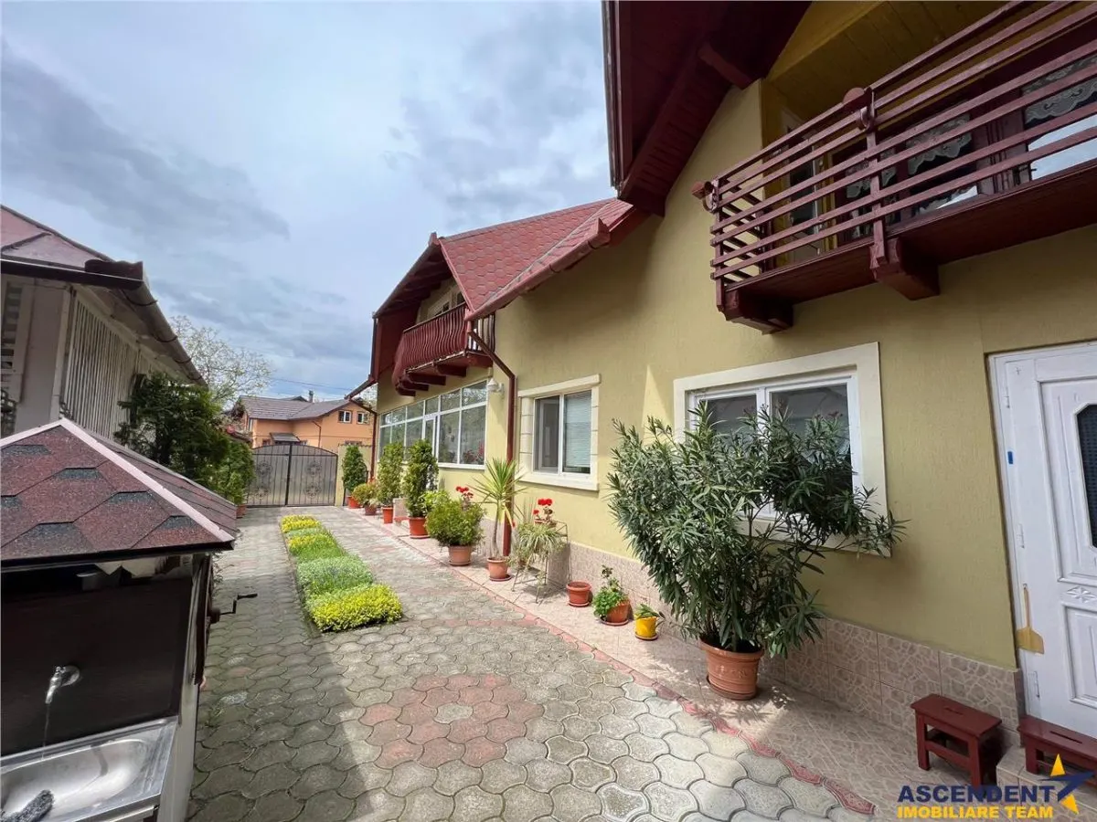 Sarmul traditiei imbinat cu confortul modern: Rezidenta de exceptie, Central, Tarlungeni, Brasov - foto 12