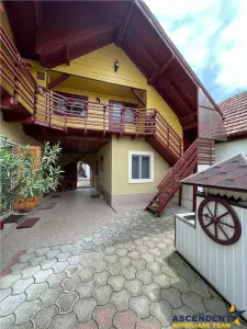 Sarmul traditiei imbinat cu confortul modern: Rezidenta de exceptie, Central, Tarlungeni, Brasov - foto 19