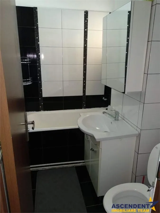 Astra, Brasov - foto 4