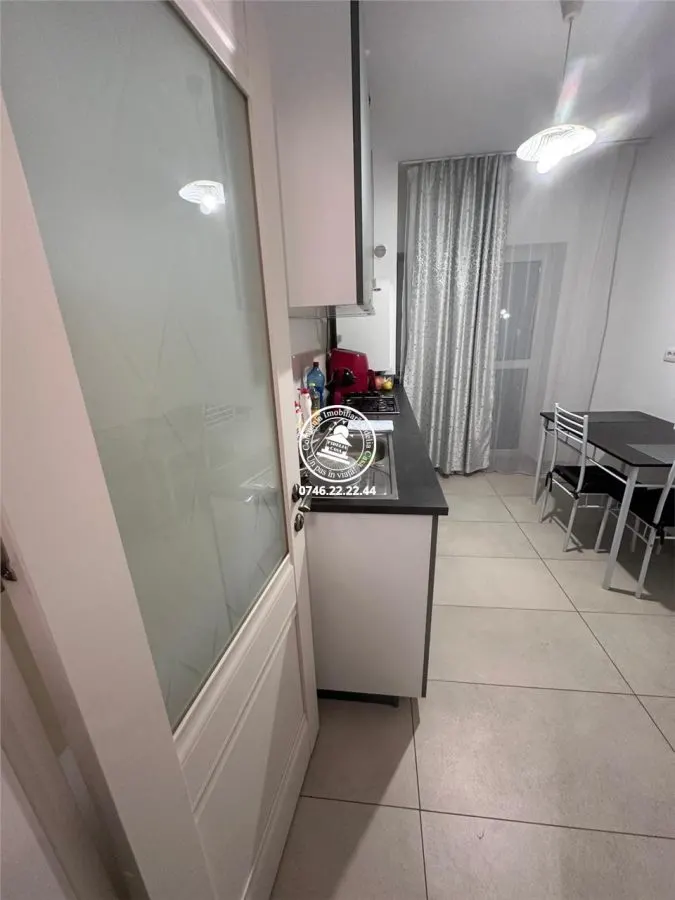 Apartament cu 2 camere decomandat Valea Lupului - foto 3