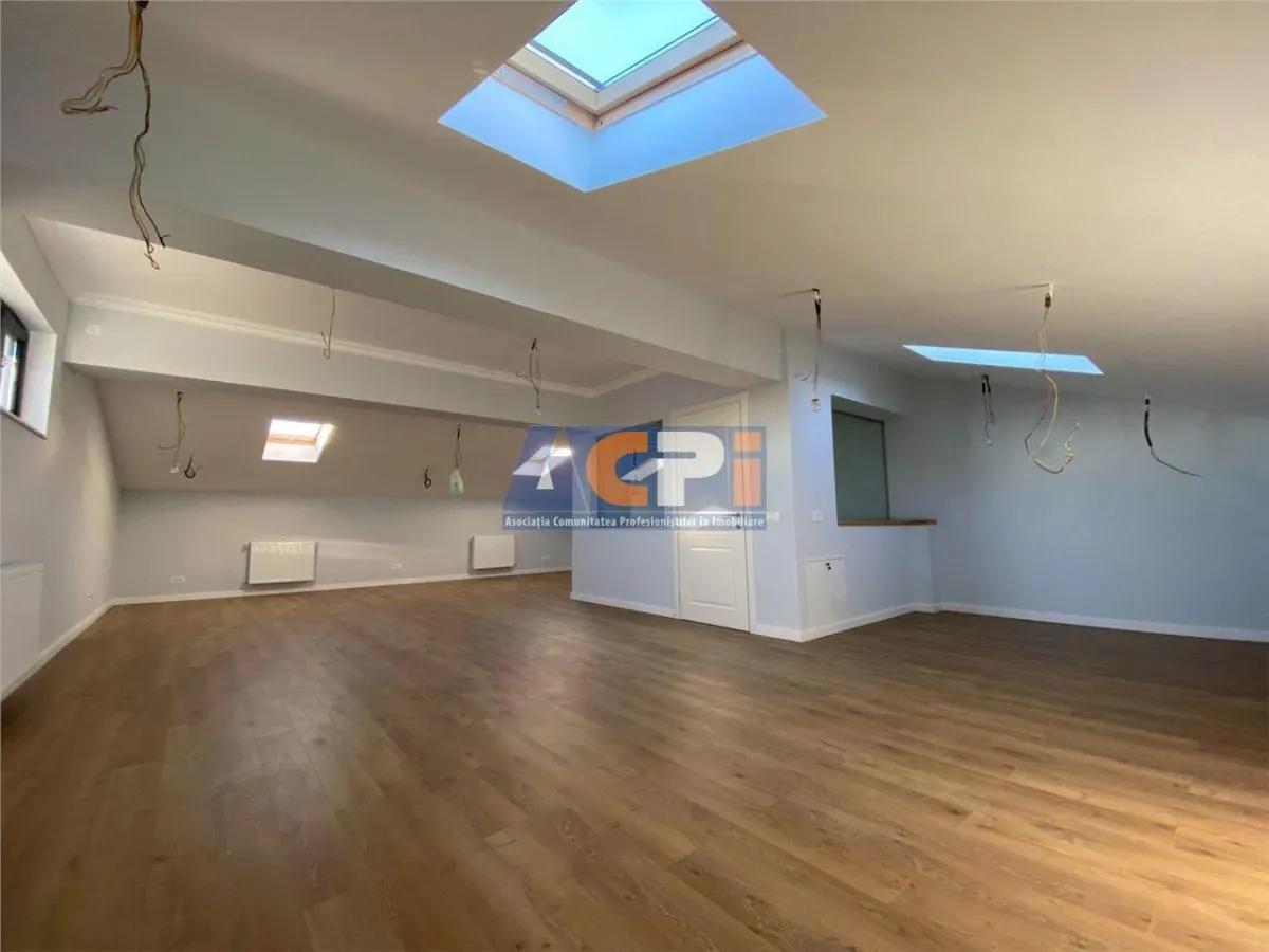 VANZARE Vila DUPLEX 5 camere  325 mp teren Otopeni acces privat COMISION 0 - foto 23