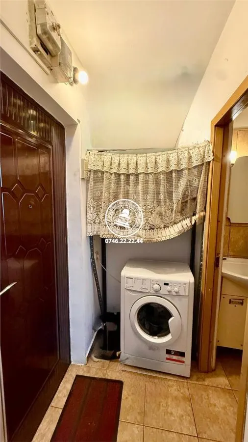 Garsoniera de vanzare Podu Ros - foto 5