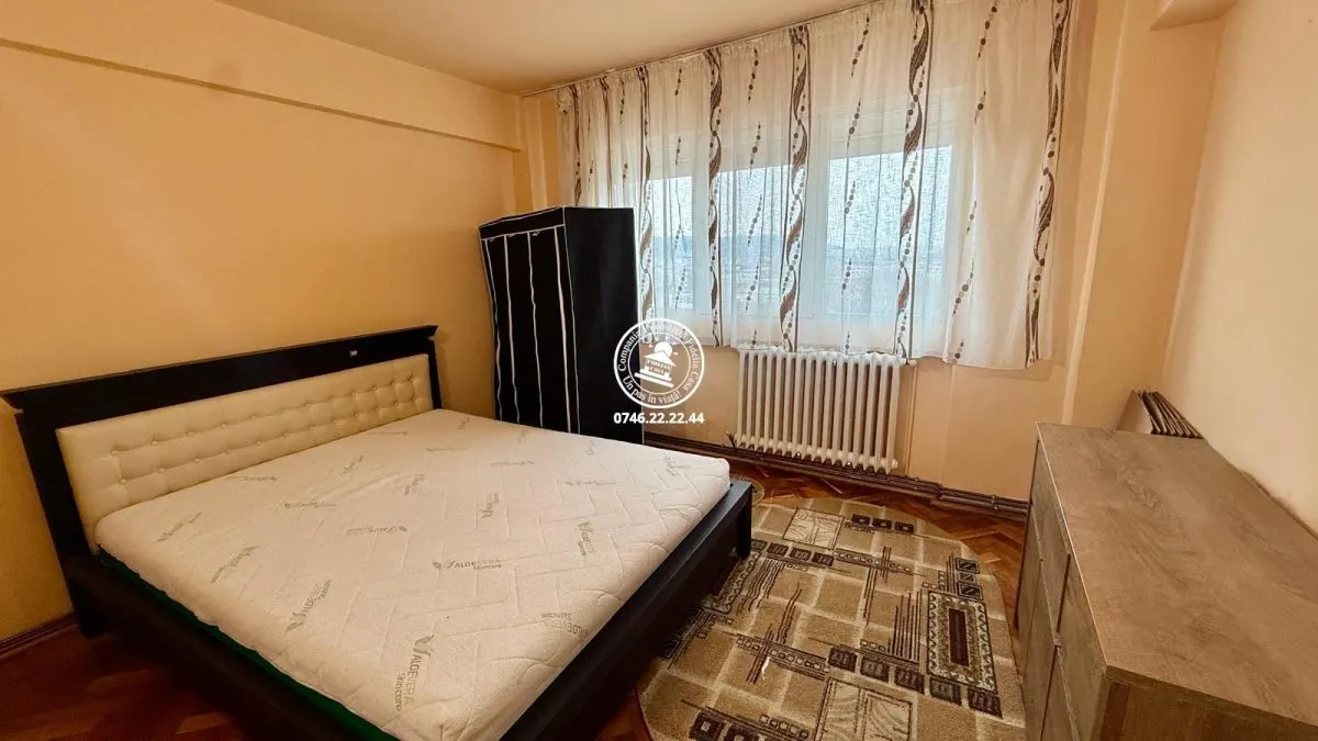 Apartament 3 camere Podu Ros - foto 6