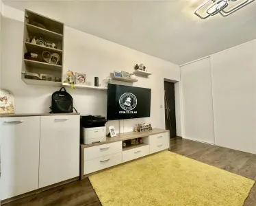 Apartament 3 camere decomandat Rediu - foto 6