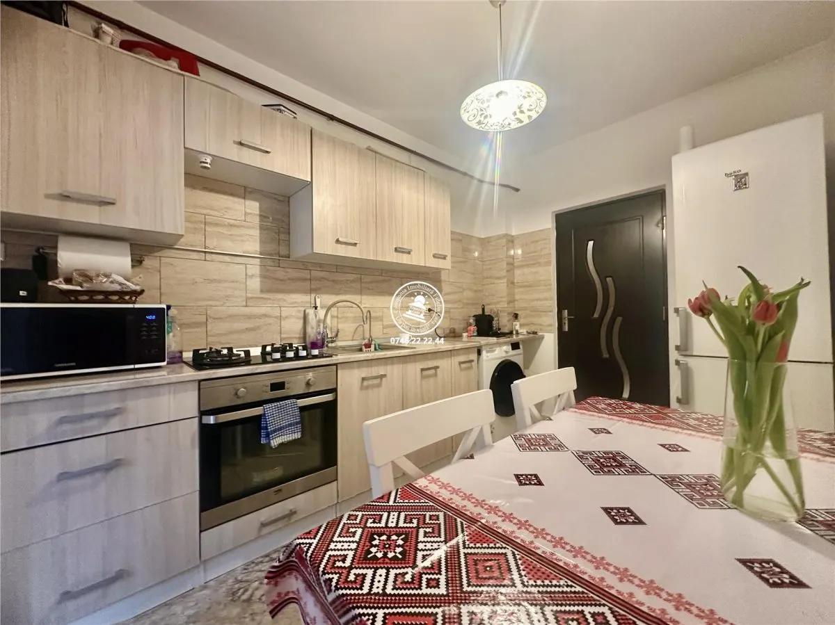 Apartament 3 camere decomandat Rediu - foto 9