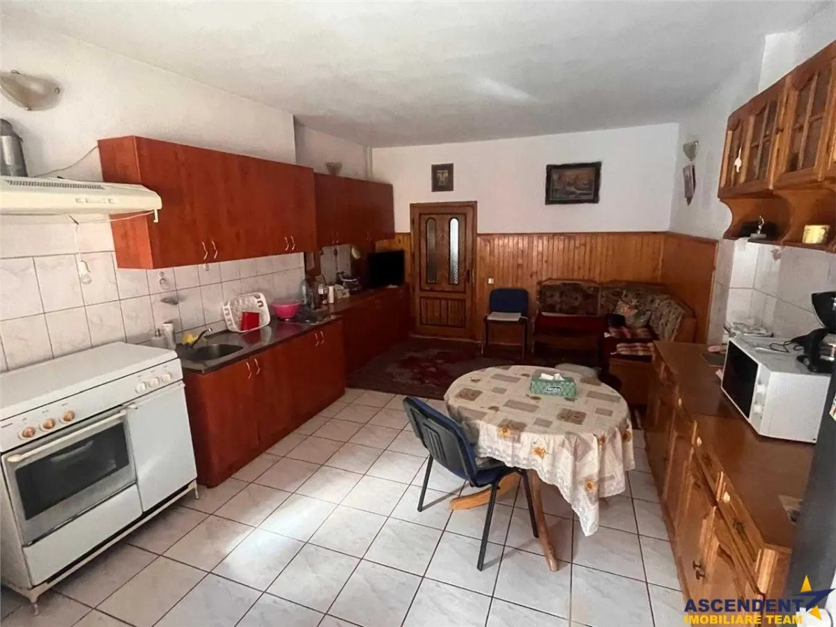 Casa Florilor - foto 3