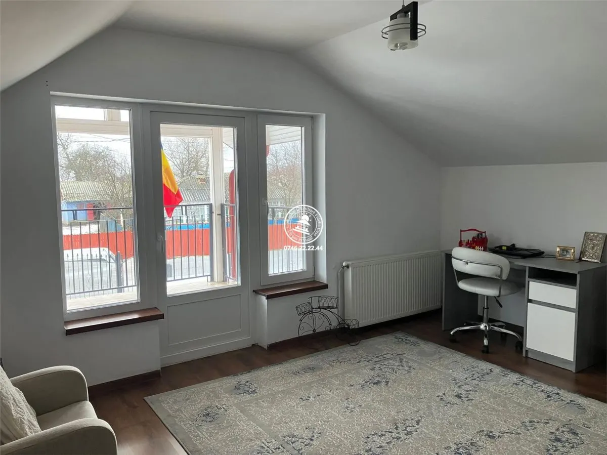 Vila de vanzare Stejari - foto 8