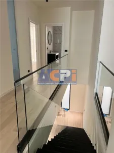 INCHIRIERE VILA DE LUX CU 5 CAMERE SI PISCINA in Zona EROU IANCU NICOLAE BANEASA - foto 8