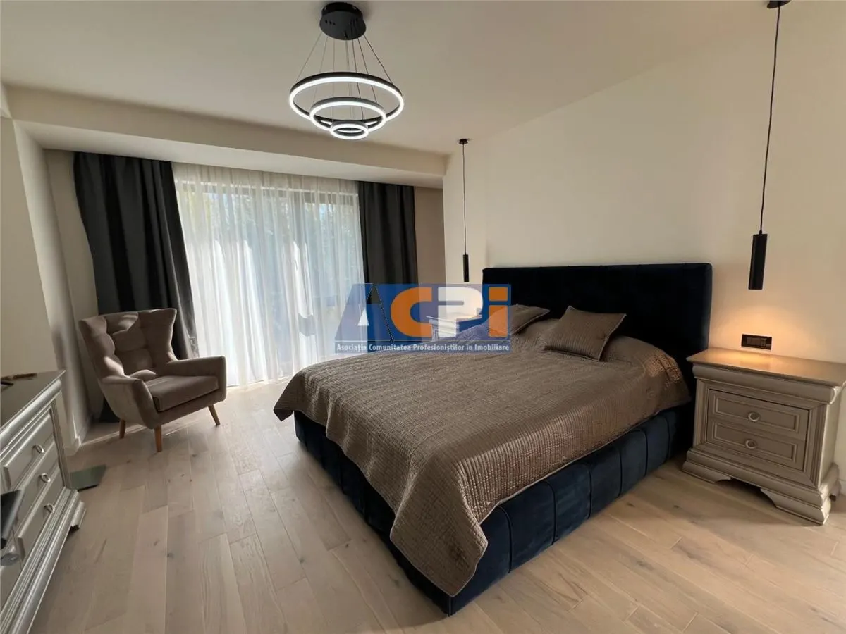 INCHIRIERE VILA DE LUX CU 5 CAMERE SI PISCINA in Zona EROU IANCU NICOLAE BANEASA - foto 10