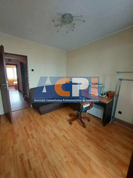 Apartament 4 camere sect 6 Iuliu Maniu langă metrou - foto 4