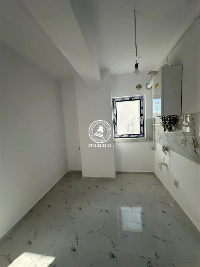 Apartament 2 camere de vanzare, decomandat - Vișani - foto 4