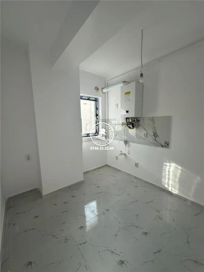 Apartament 2 camere de vanzare, decomandat - Vișani - foto 5