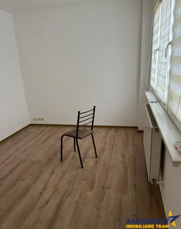 Investitie cu randament 7%, spatiu cu acces stradal, Garii Brasov - foto 4