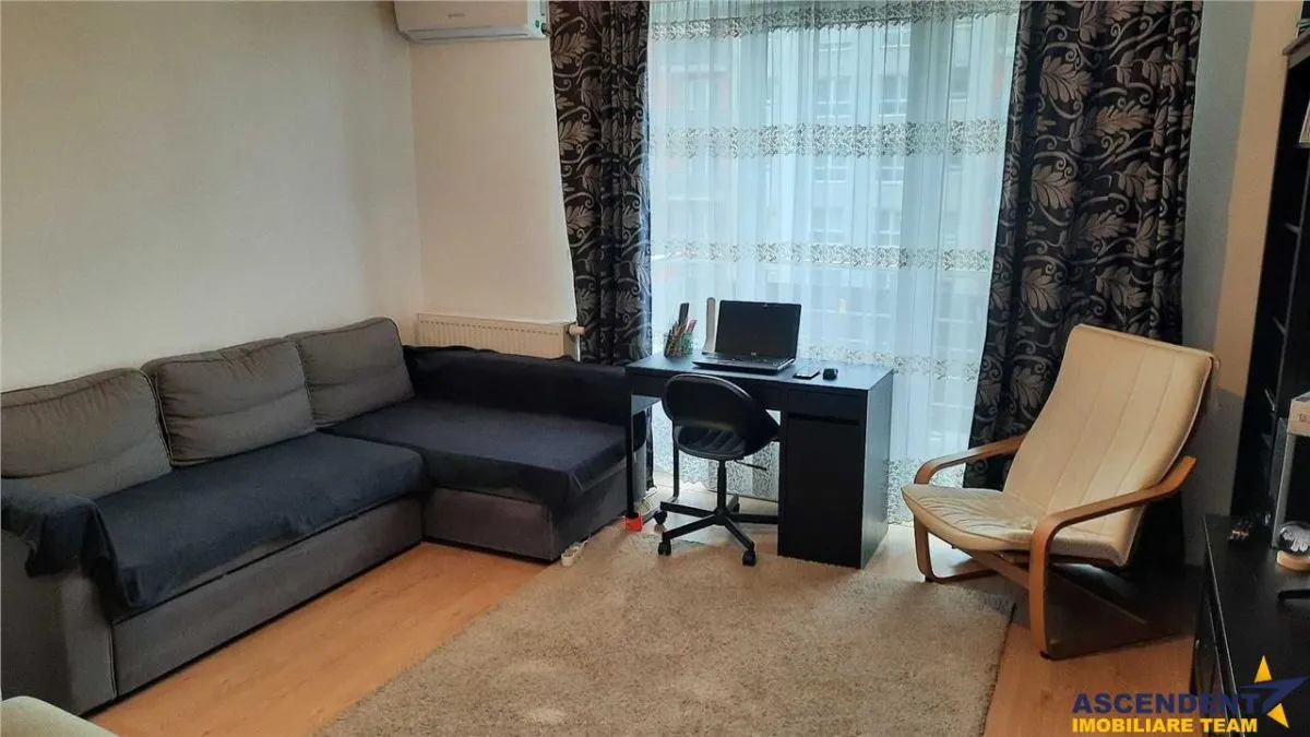 Avantgarden, Brasov - foto 1