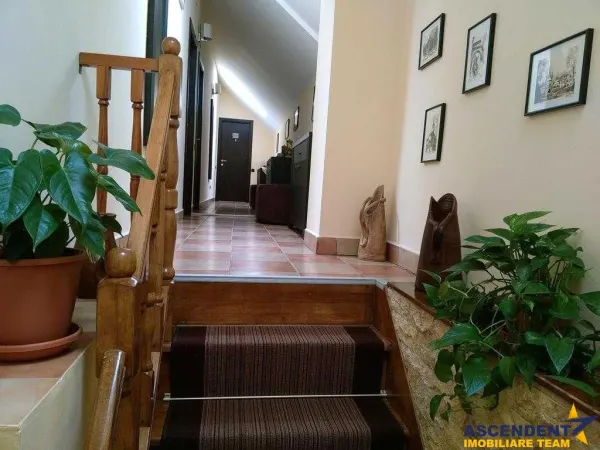 Casă 5 camere Brașov - poza 3