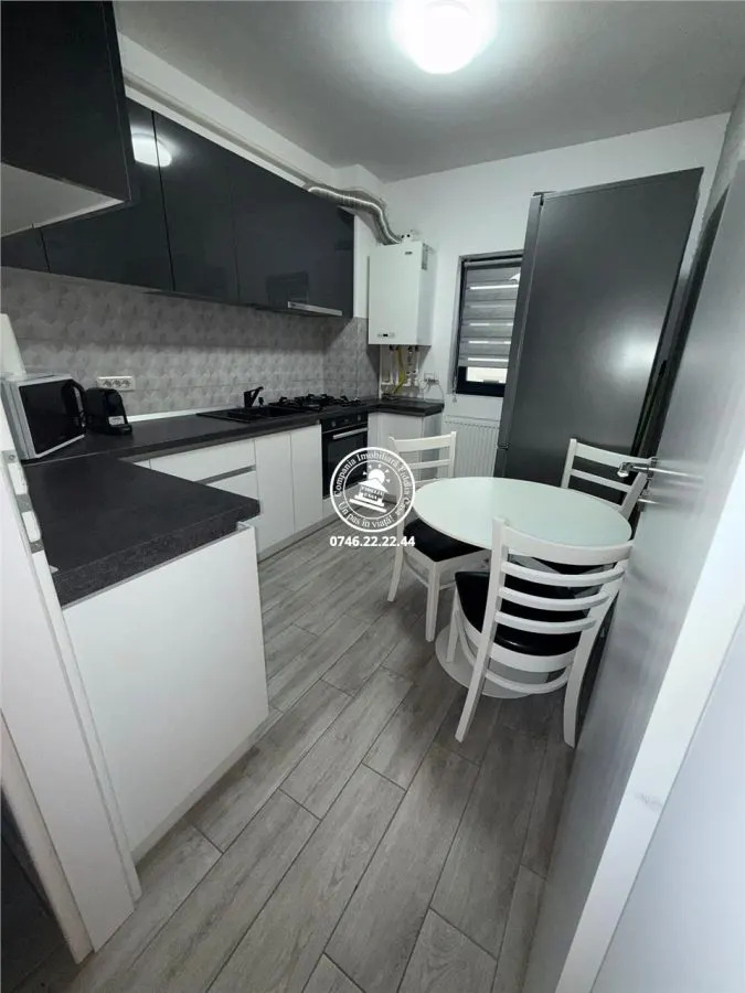 Apartament cu 2 camere, Galata - foto 1