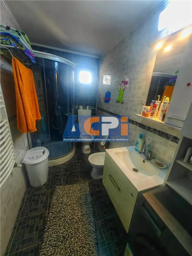 Vila  individuala 6 camere mobilata si utilata amplasare foarte buna - foto 10