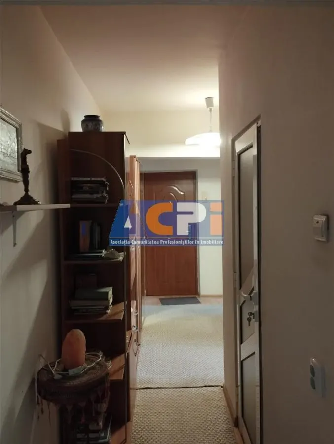 3  camere decomandate centru - foto 12