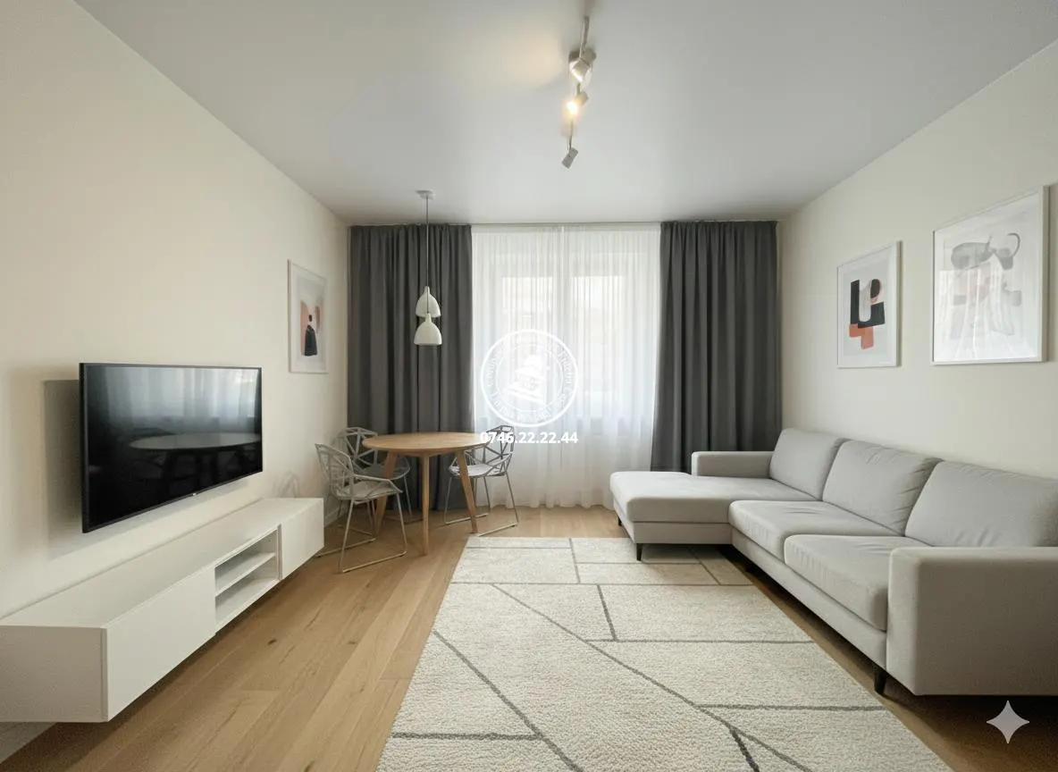 Apartament 3 camere de vanzare Centru - foto 2