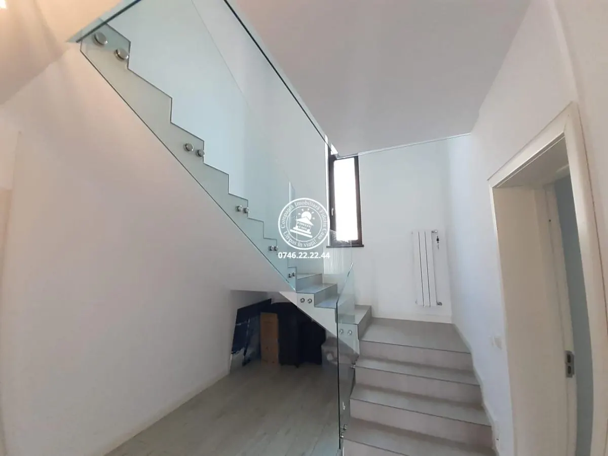 Vila moderna si spatioasa in Letcani - foto 12