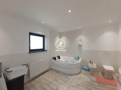 Vila moderna si spatioasa in Letcani - foto 23