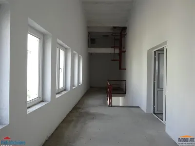 Inchiriem Hale P+E pe Artera principala vizavi de Metro-Momax - foto 14