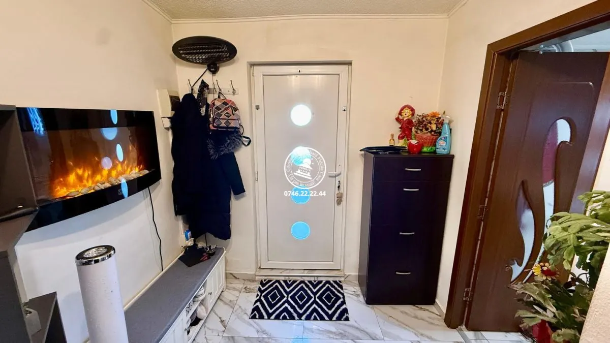 Apartament cu 2 camere de vanzare - foto 18