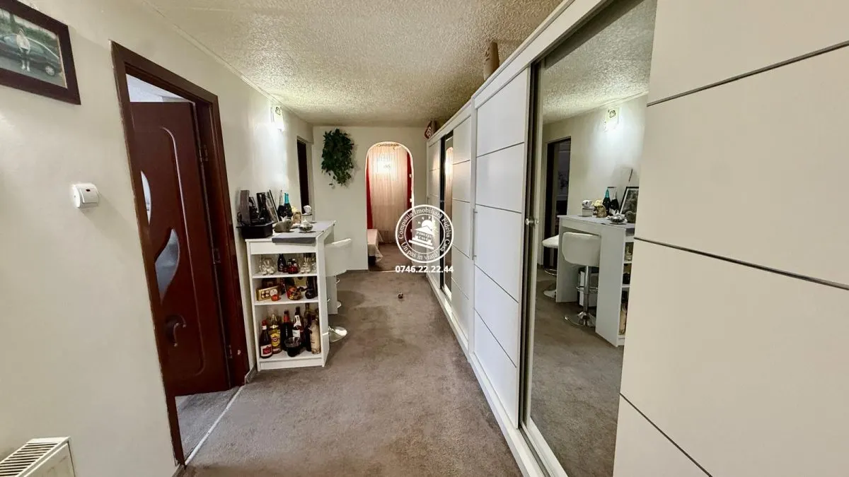 Apartament cu 2 camere de vanzare - foto 6