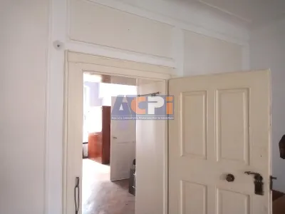 Casa istorica ultracentrala Centru istoric Brasov, 4 Camere 120 mp - foto 4