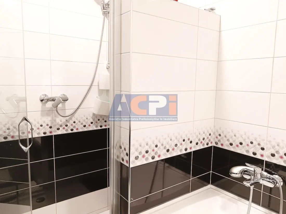 Casa la cheie 4 camere si curte mare de vanzare Sambata de Sus, Brasov - foto 11