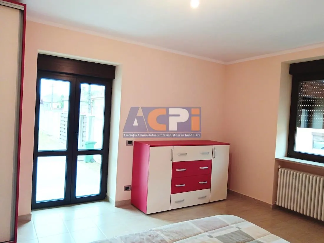 Casa la cheie 4 camere si curte mare de vanzare Sambata de Sus, Brasov - foto 6