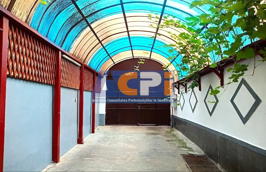 Vila cu Spatiu Comercial, Birouri, Laborator in Inima Brasovului - foto 7