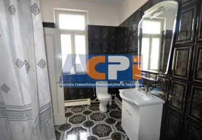 Vila cu 8 camere Aviatorilor - foto 3