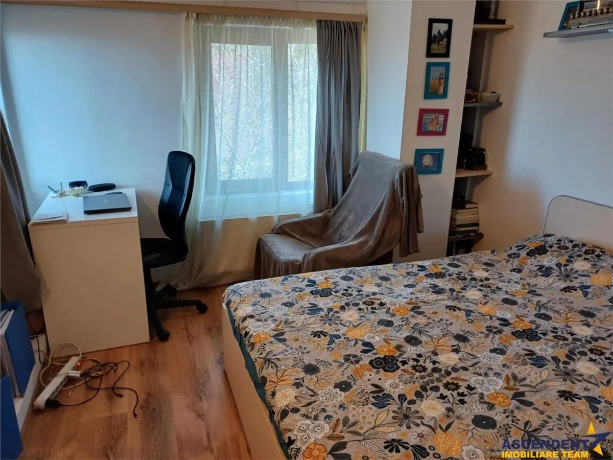 Casa cu teren generos de 1750 mp, Sacele, Brasov - foto 2