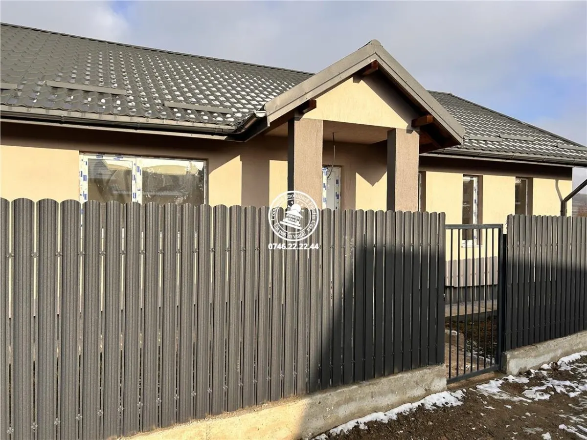 Vila cu 3 camere si 420mp teren in Lunca Cetatuii - foto 1