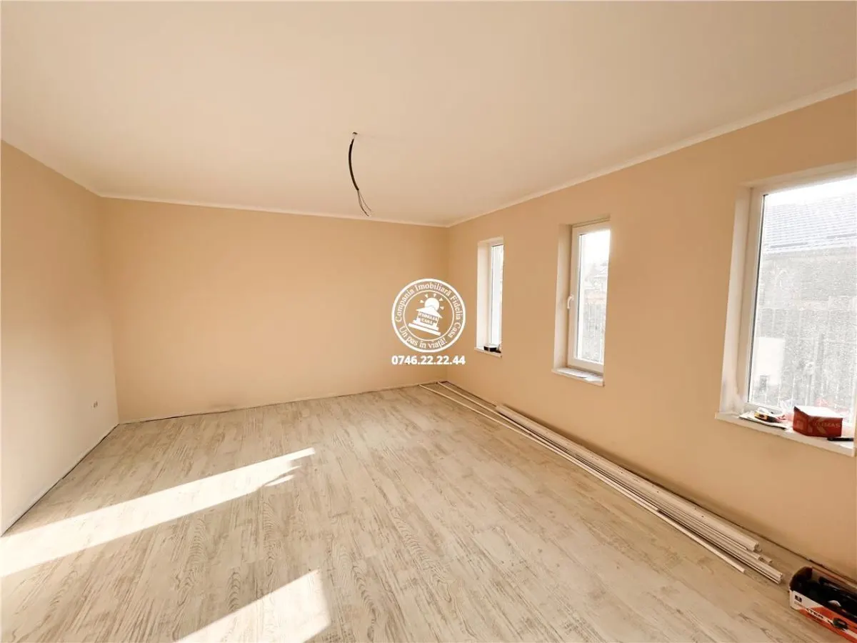 Vila cu 3 camere si 420mp teren in Lunca Cetatuii - foto 4