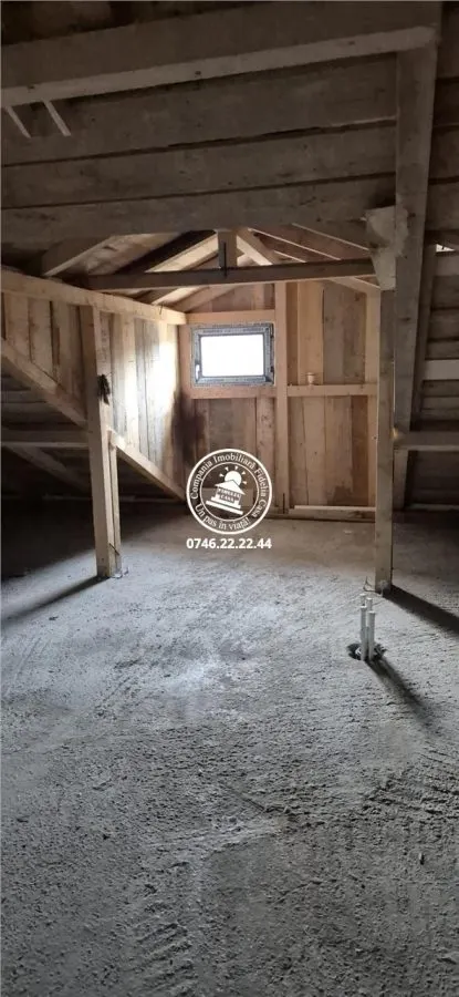 Vila P+M cu 3 camere si 470mp teren - de vanzare in Ciurbesti - foto 11