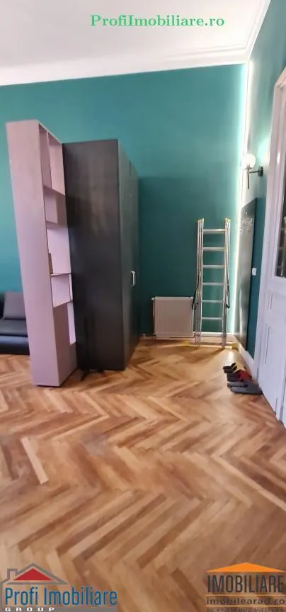 Apartament exclusivist et.1 langa Primarie, balcon vedere spre Parc - foto 3